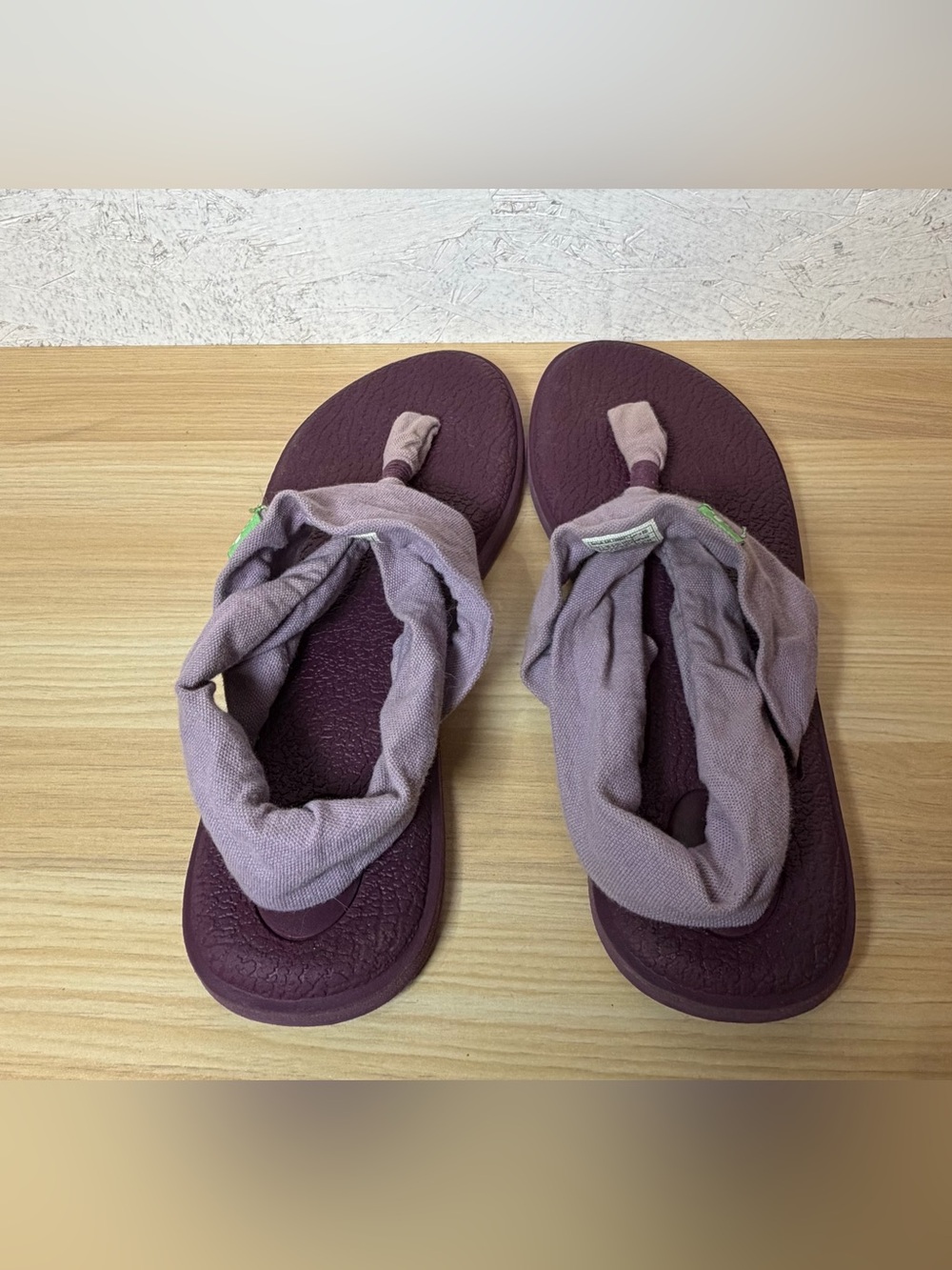 Sanuk Yoga Sling 2 Women's Two-Tone Plum Strap Sandals - Picture 2 of 6